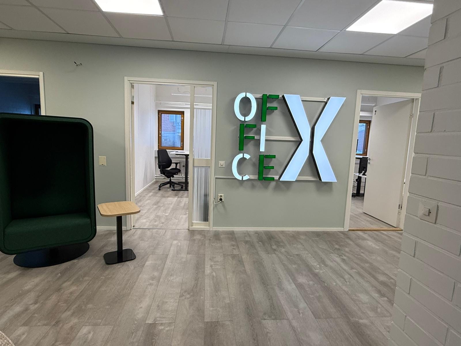 Jyväskylä Tourula toimipiste tarjoaa kodin työllesi. Työtilat yhteiskäyttöön, neuvotteluun ja yksin tehtävään työhön.